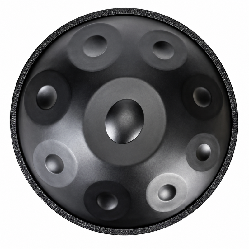 Obsidienne — Handpan Ré mineur D Kurd, noir mat 22 pouces